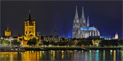Panoramabild Köln Rheinufer mit Dom