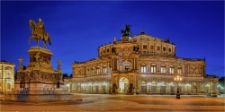 Panoramabild Dresden Platz an der Semper Oper