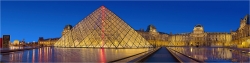 Panoramabild am Louvre Paris Frankreich