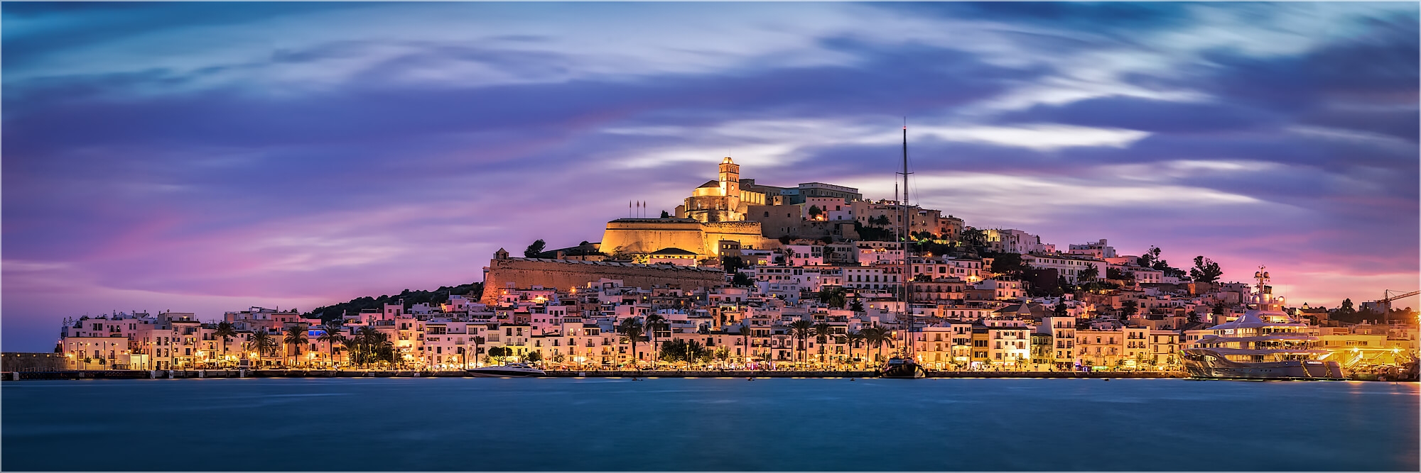 Panoramabild Spanien Ibiza Burg und Altstadt