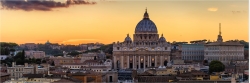 Panoramabild Sonnenuntergang Petersdom Rom Italien