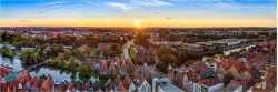 Panoramafoto Lübeck im Sonnenuntergang