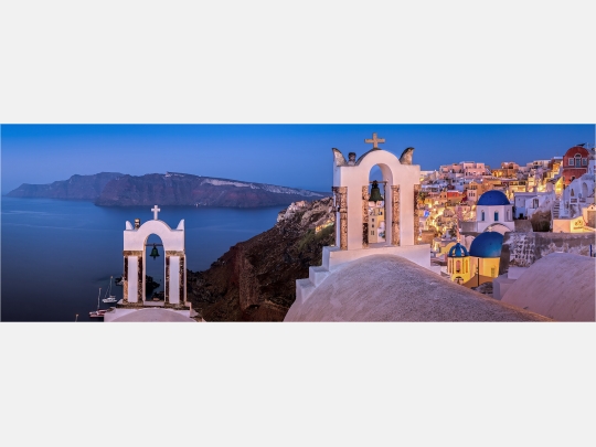 Panoramafoto Kapellen auf Santorini Griechenland