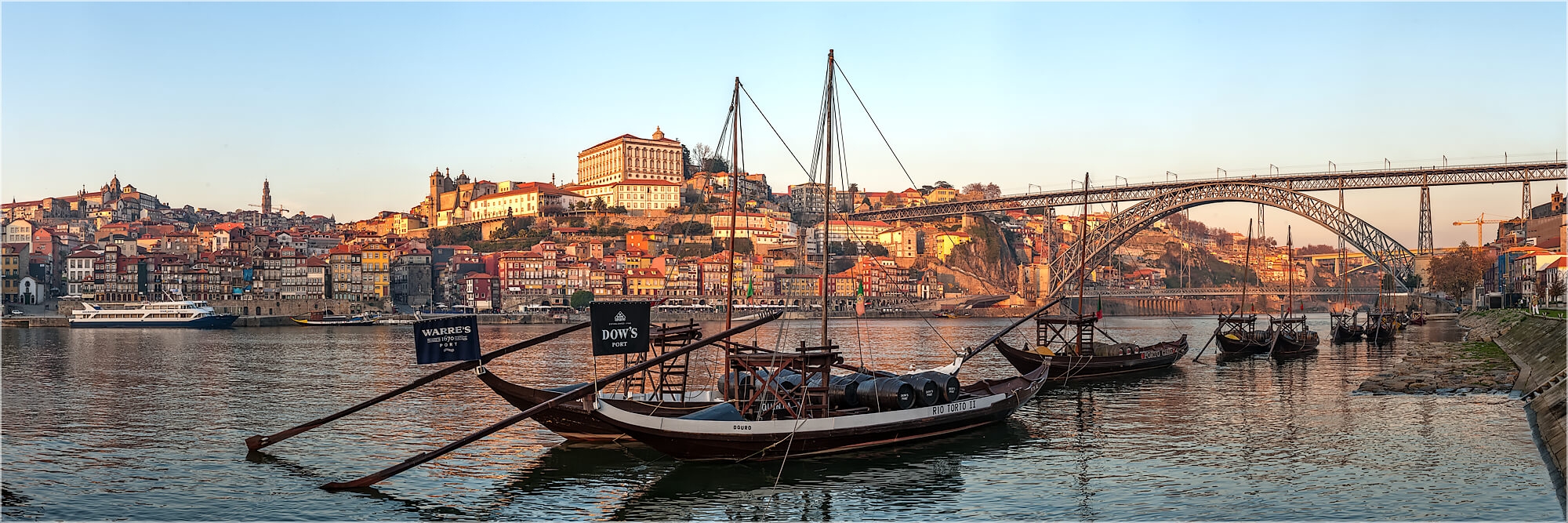 Panoramafoto Porto Portugal Portweinkähne