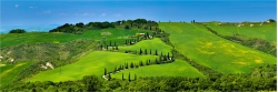 Panoramafoto La Foce Toskana Italien im Frühling