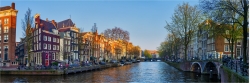 Panoramafoto In den Grachten von Amsterdam
