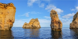 Panoramabild Felsformationen Algarve bei Lagos Portugal