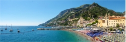 Panoramafoto  Blick über Amalfi an der Amalfi Küste